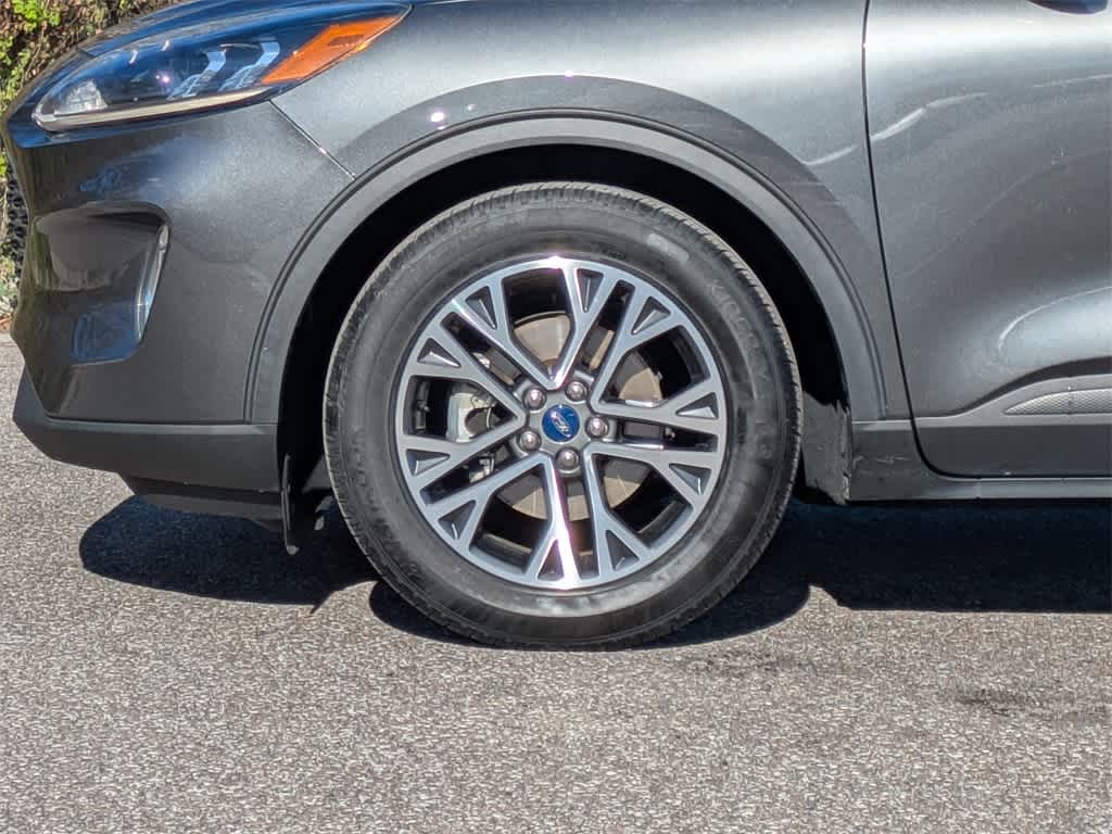 Thumbnail: 2020 Ford Escape - 10