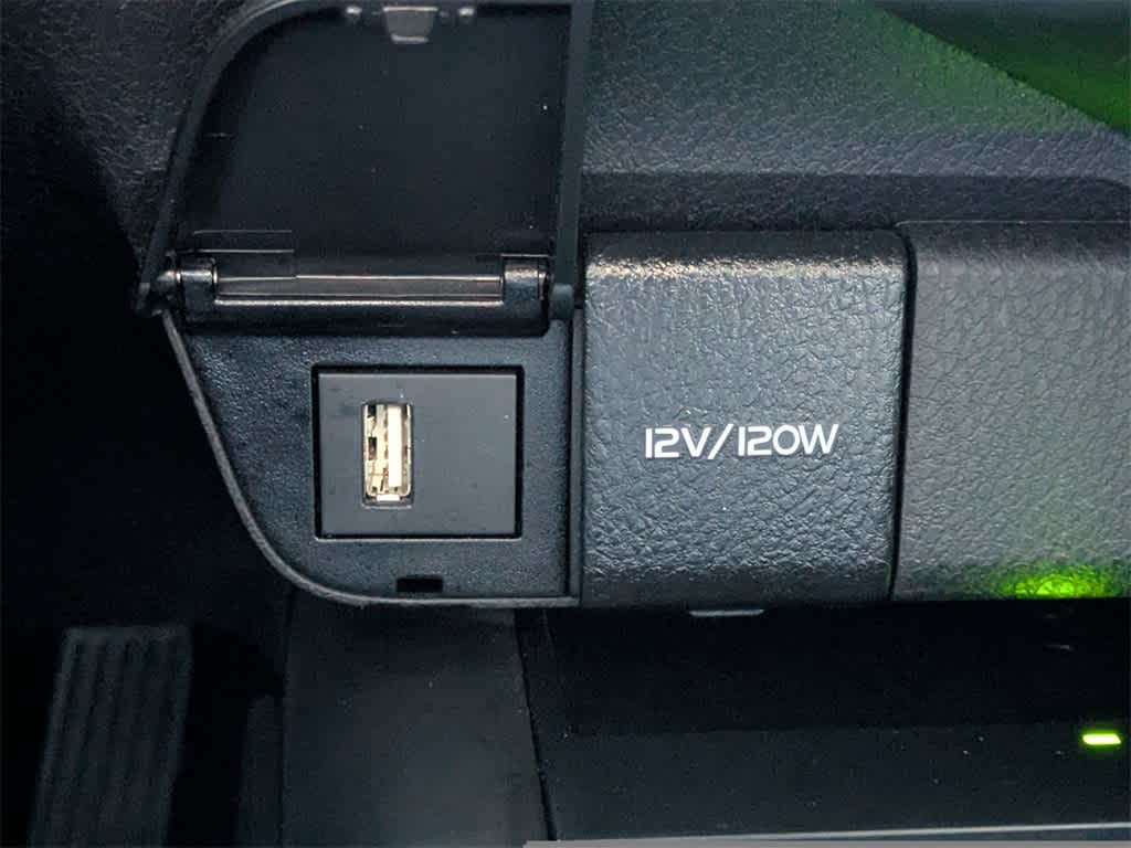 Thumbnail: 2023 Toyota Camry - 25