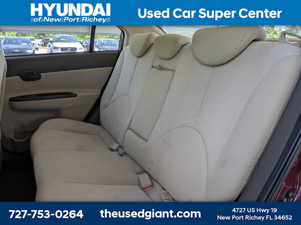 Thumbnail: 2009 Hyundai Accent - 13
