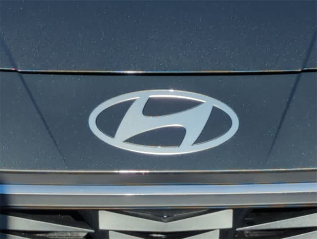 Thumbnail: 2025 Hyundai Elantra - 10