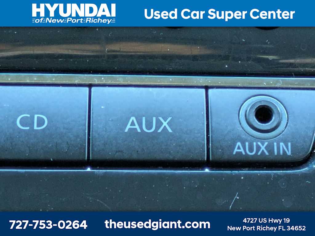 Thumbnail: 2013 Nissan Altima - 19