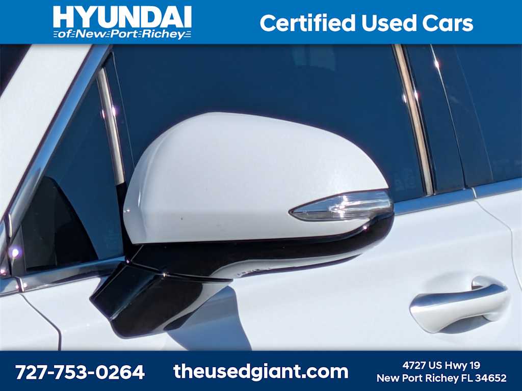 Thumbnail: 2023 Hyundai Santa Fe - 11