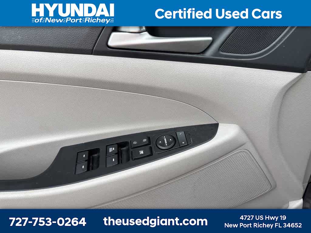 Thumbnail: 2021 Hyundai Tucson - 9