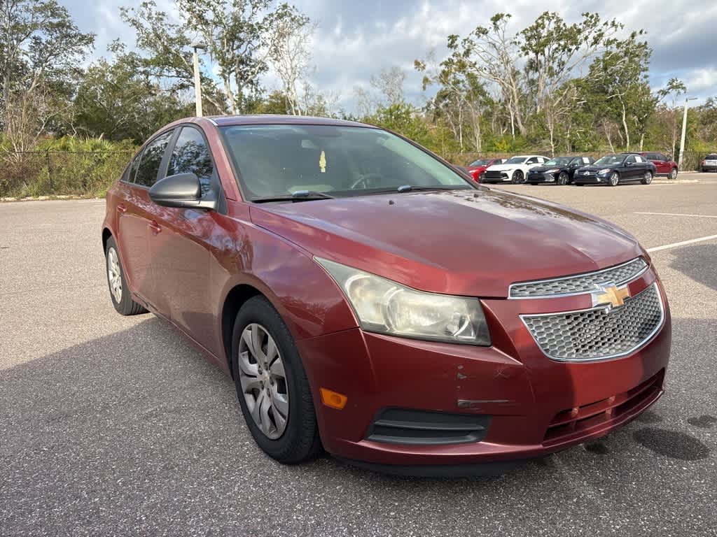 Thumbnail: 2013 Chevrolet Cruze - 4