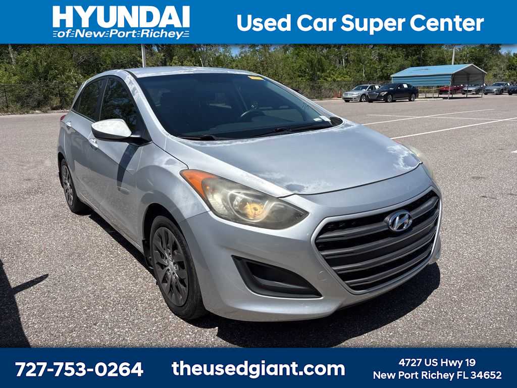 Thumbnail: 2016 Hyundai Elantra - 4
