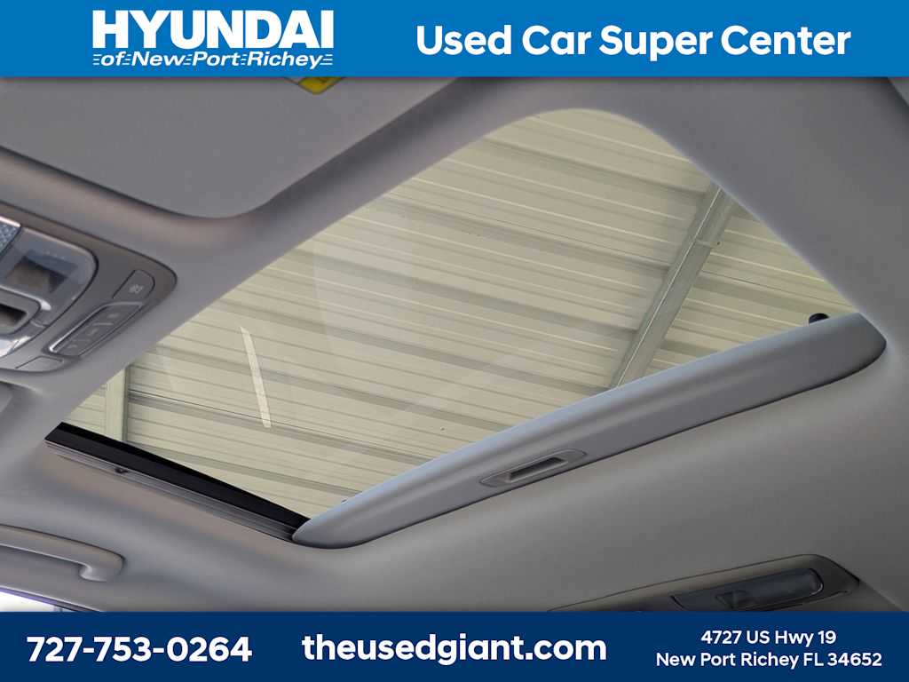 Thumbnail: 2020 Kia Telluride - 29