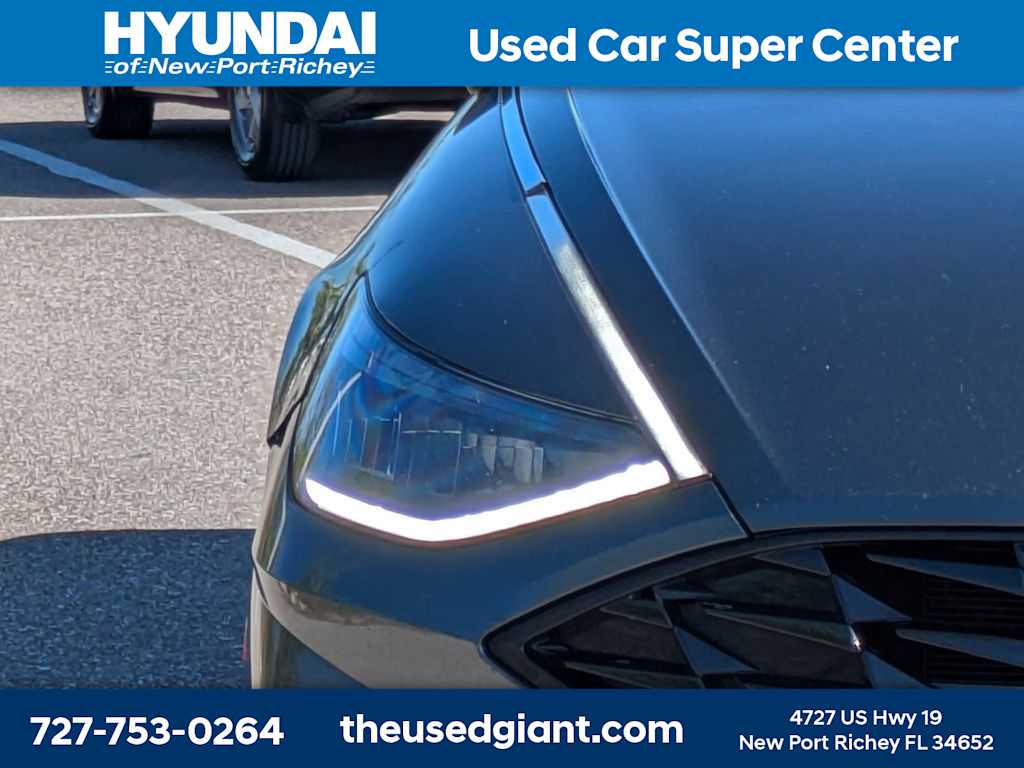 Thumbnail: 2021 Hyundai Sonata - 9