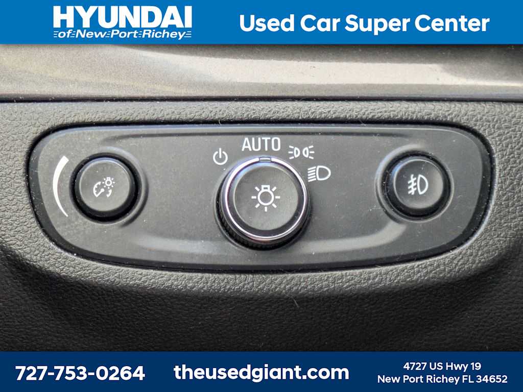 Thumbnail: 2017 Buick Encore - 24