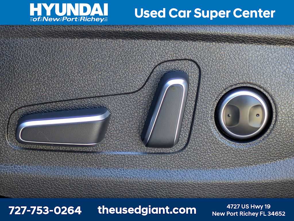 Thumbnail: 2023 Hyundai Palisade - 26