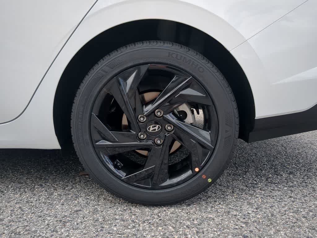 Thumbnail: 2026 Hyundai Elantra - 14