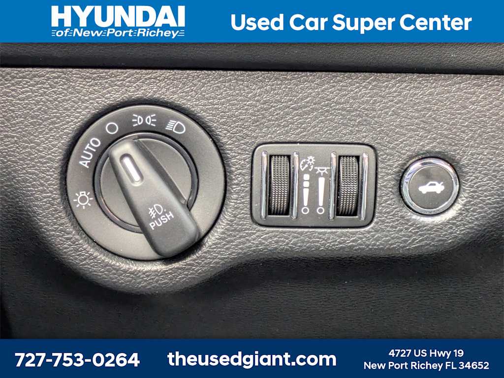 Thumbnail: 2021 Dodge Challenger - 27