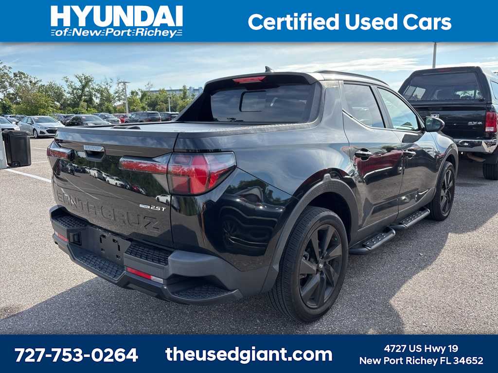 Thumbnail: 2023 Hyundai Santa Cruz - 3