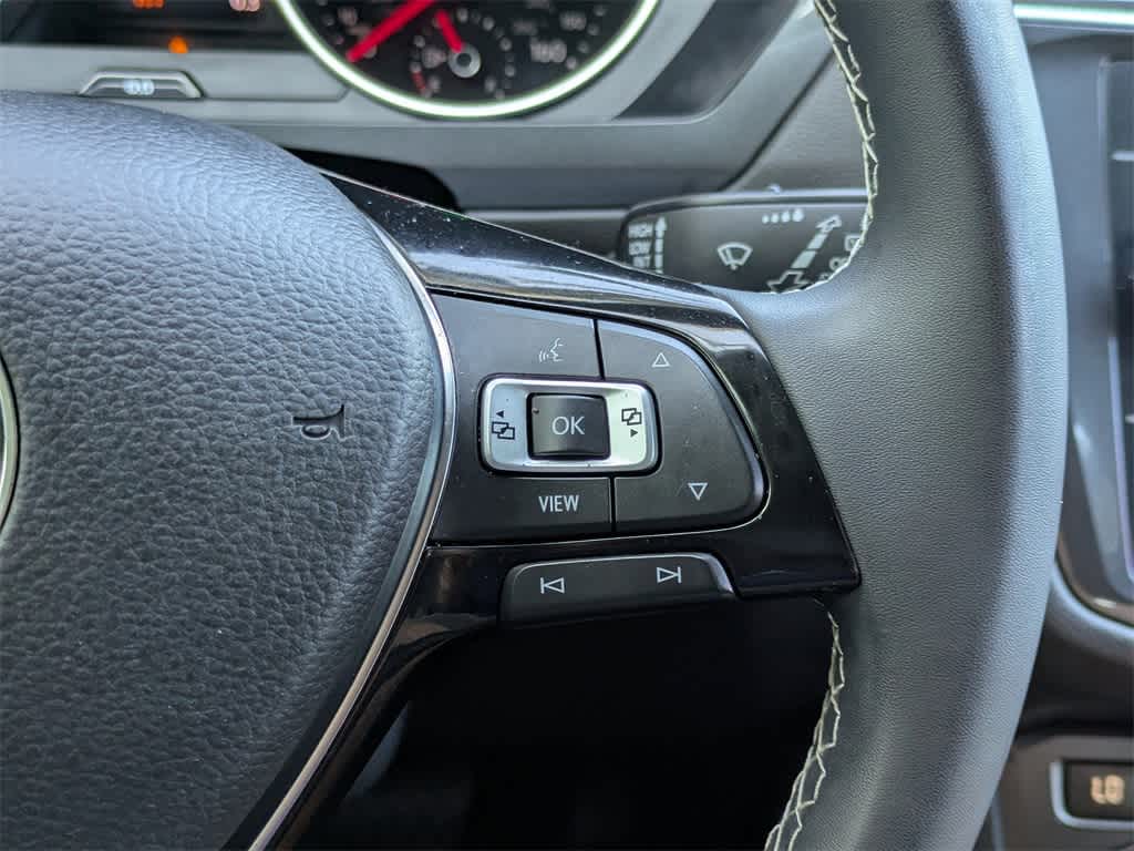 Thumbnail: 2021 Volkswagen Tiguan - 35