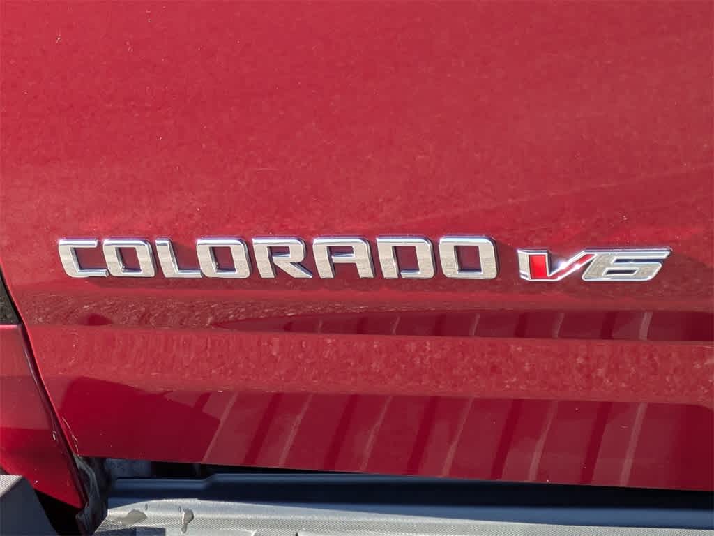 Thumbnail: 2019 Chevrolet Colorado - 12