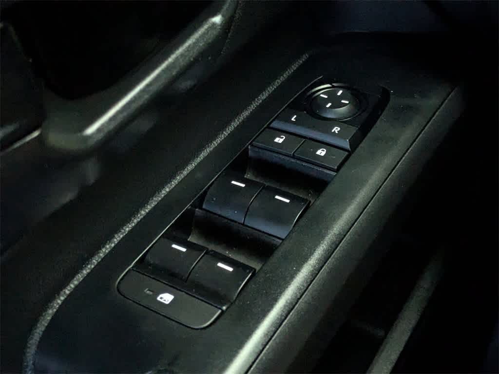 Thumbnail: 2024 Toyota Tacoma - 29