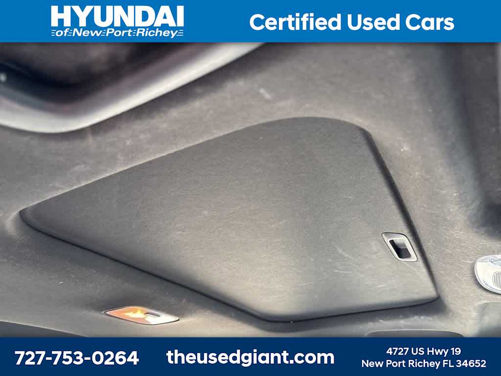 Thumbnail: 2023 Hyundai Elantra - 8