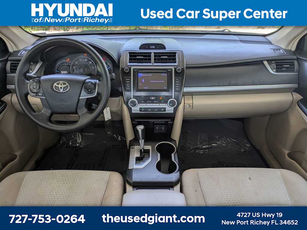Thumbnail: 2012 Toyota Camry - 15