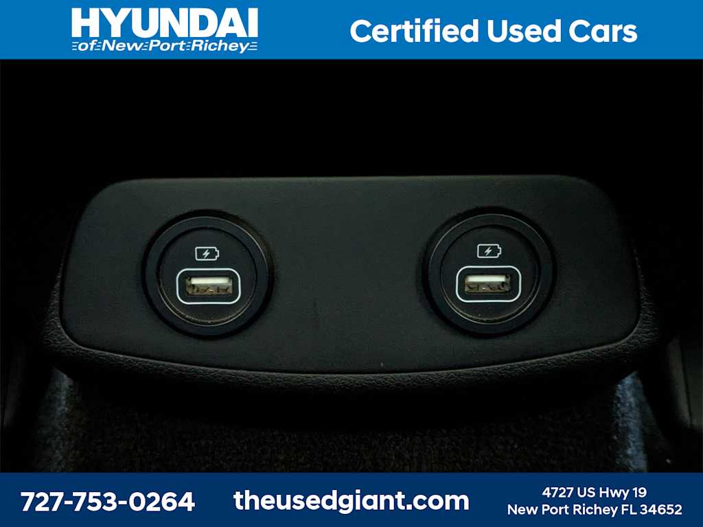 Thumbnail: 2023 Hyundai Santa Fe - 16