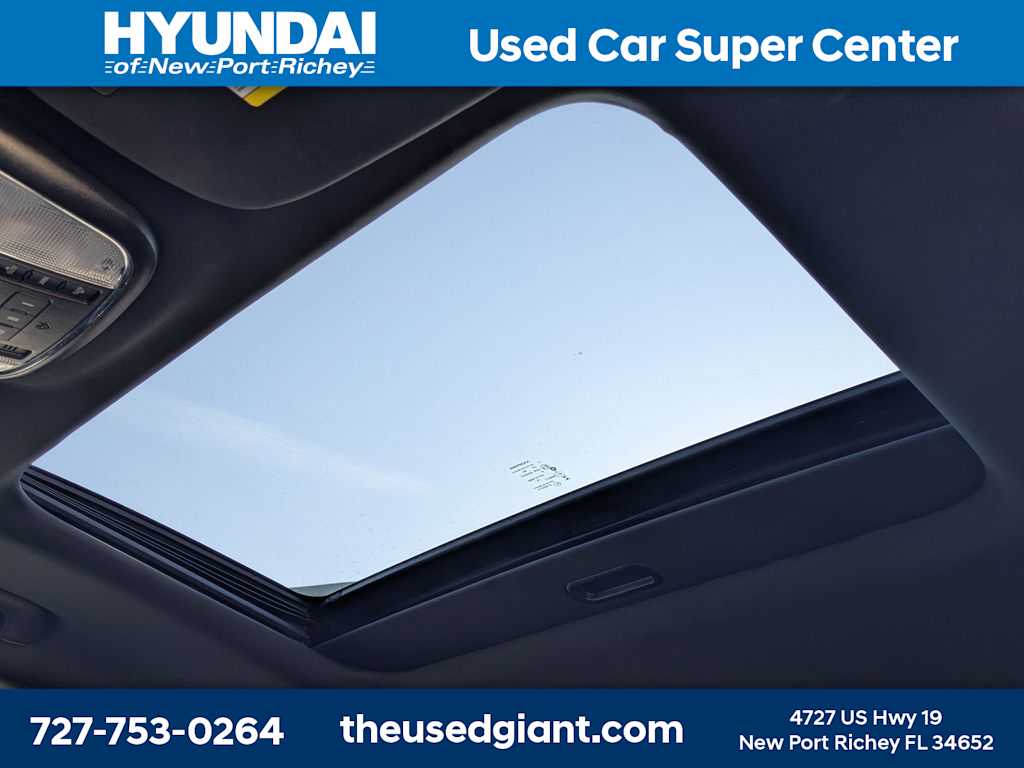 Thumbnail: 2019 Jeep Grand Cherokee - 23