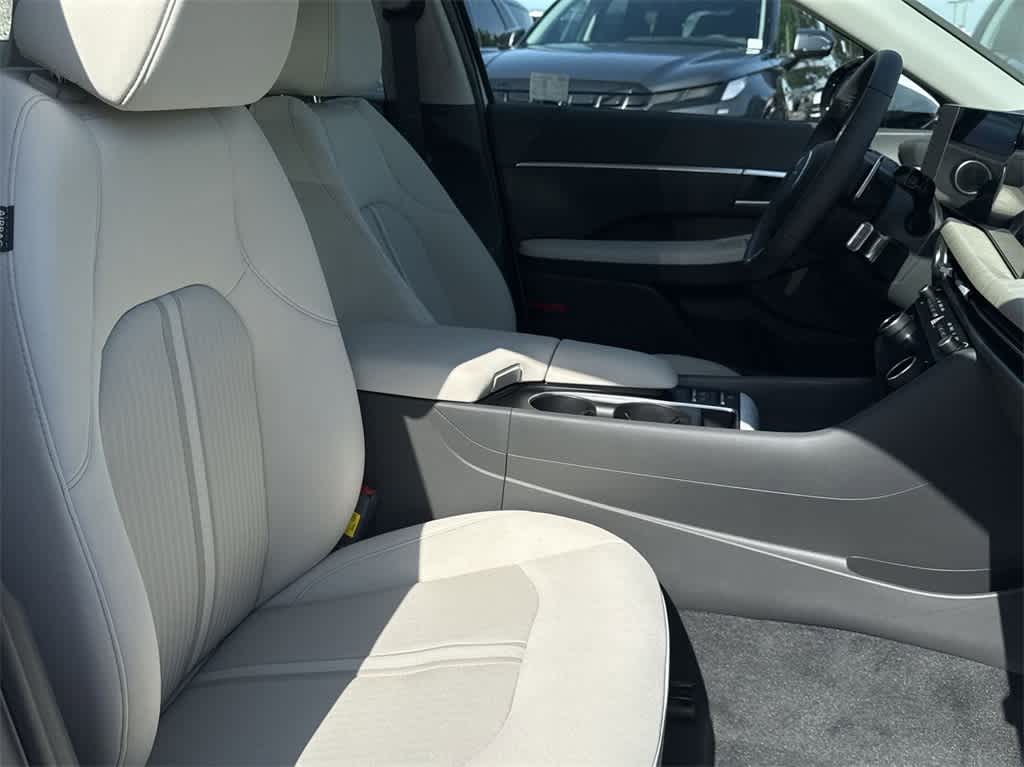 Thumbnail: 2025 Hyundai Sonata - 21