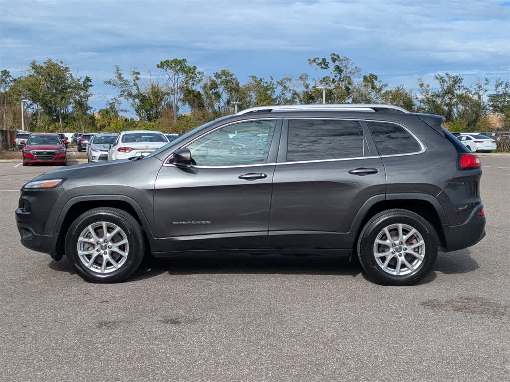 Thumbnail: 2016 Jeep Cherokee - 2