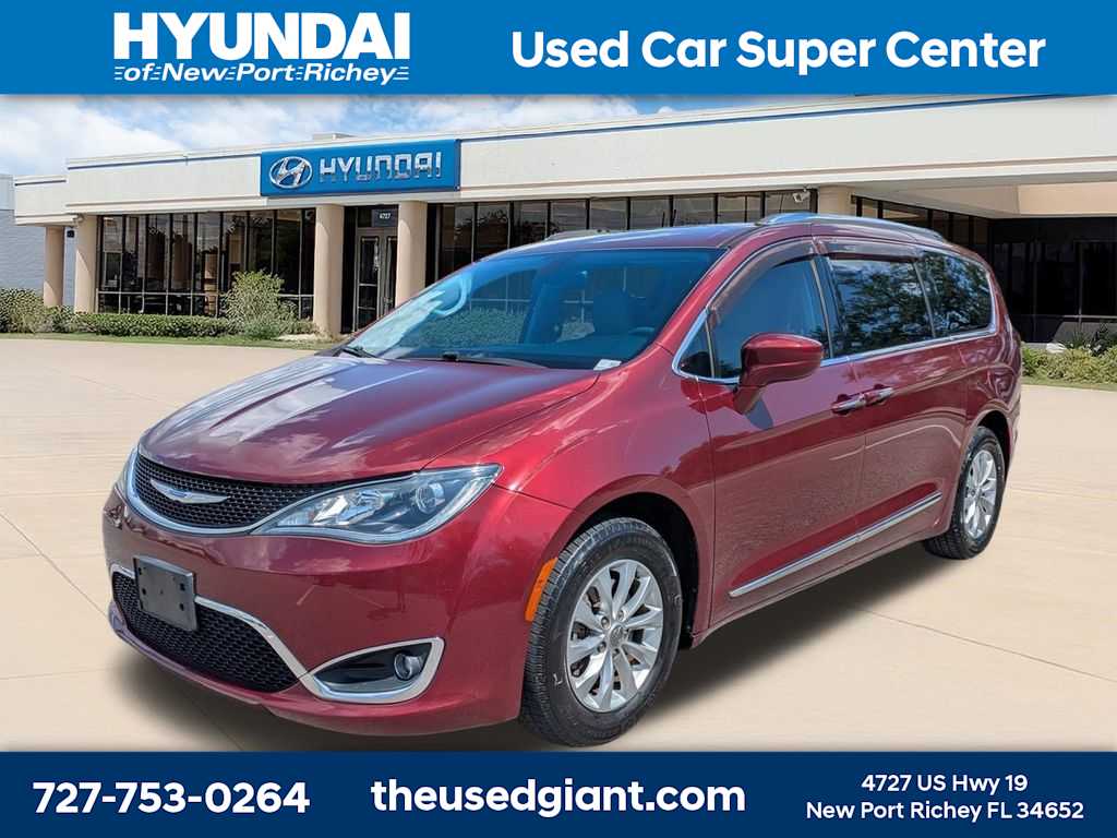 2018 Chrysler Pacifica  -
                  New Port Richey, FL