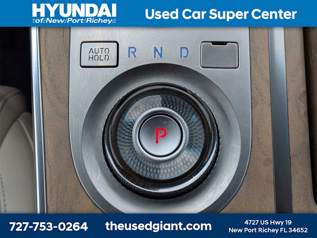 Thumbnail: 2021 Genesis GV80 - 32