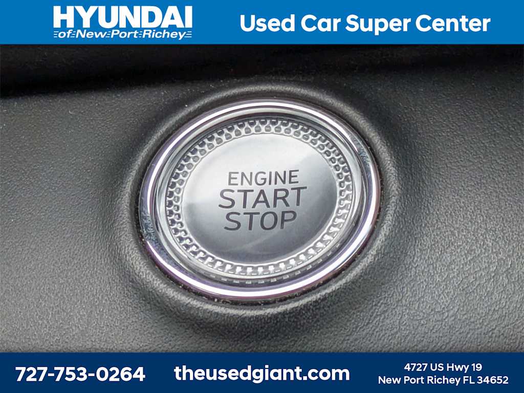 Thumbnail: 2021 Genesis GV80 - 43