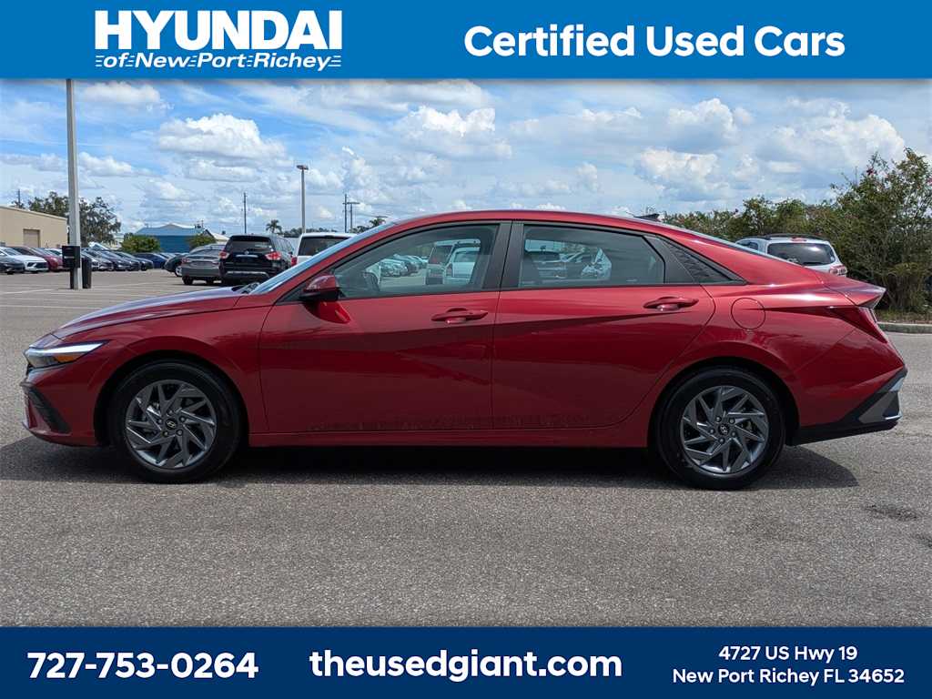 Thumbnail: 2024 Hyundai Elantra - 2