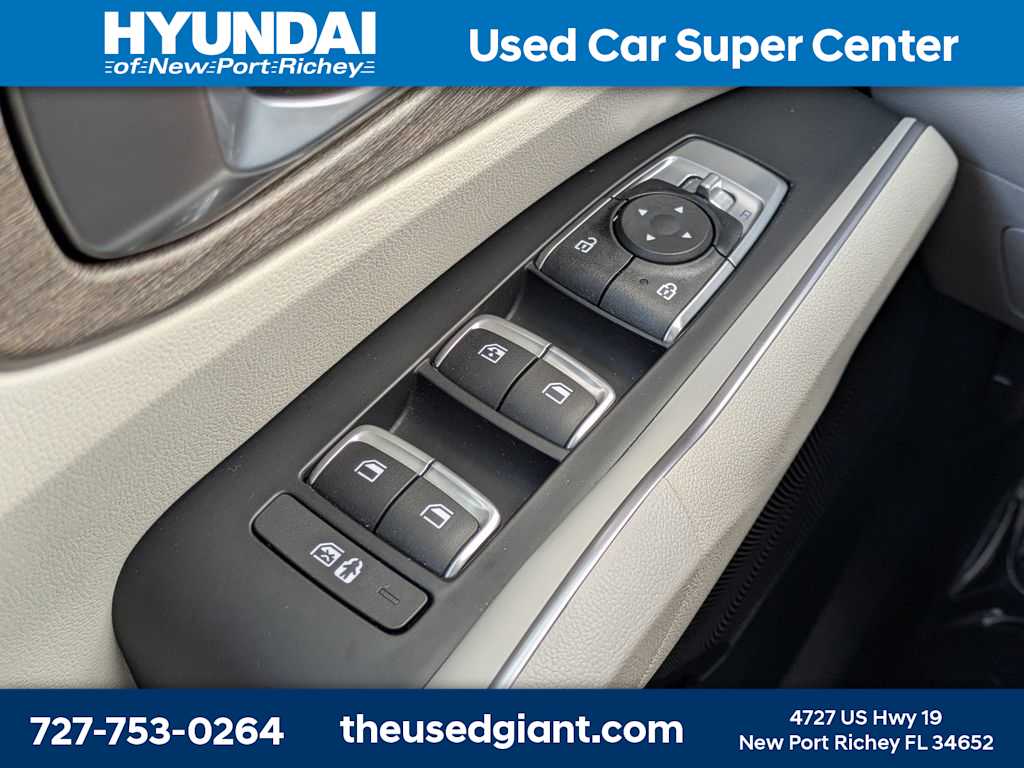 Thumbnail: 2023 Kia Sorento - 33