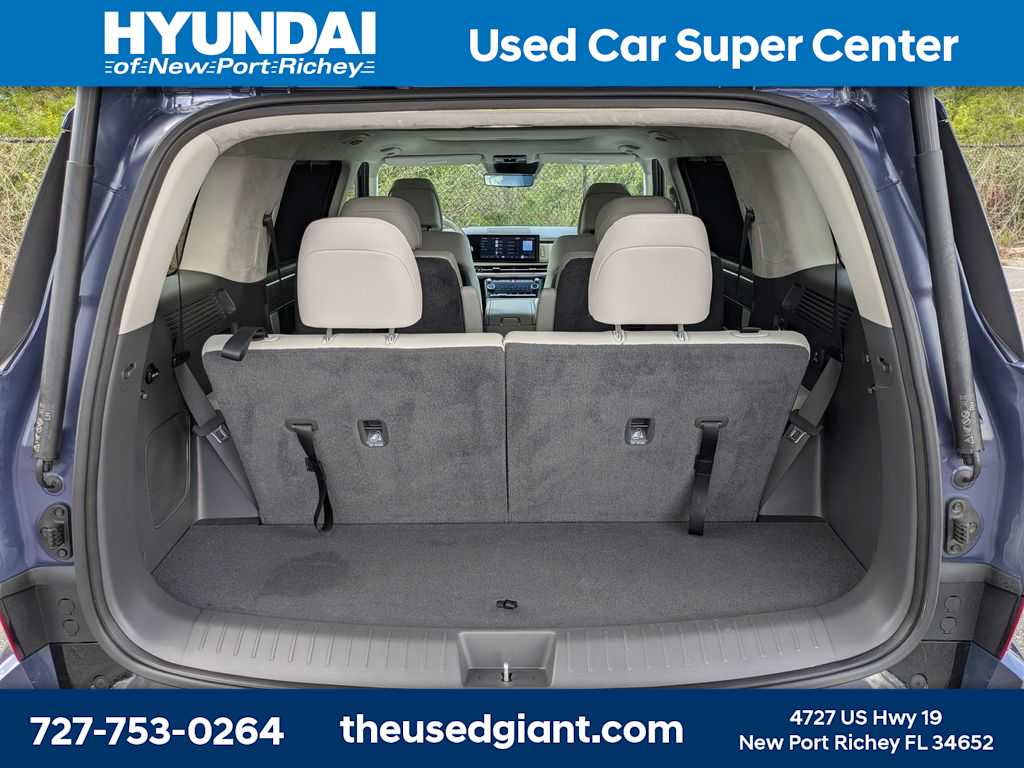 Thumbnail: 2025 Hyundai Santa Fe - 12