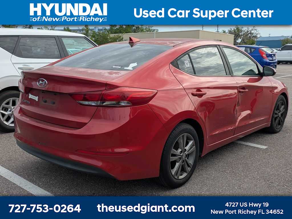 Thumbnail: 2017 Hyundai Elantra - 3