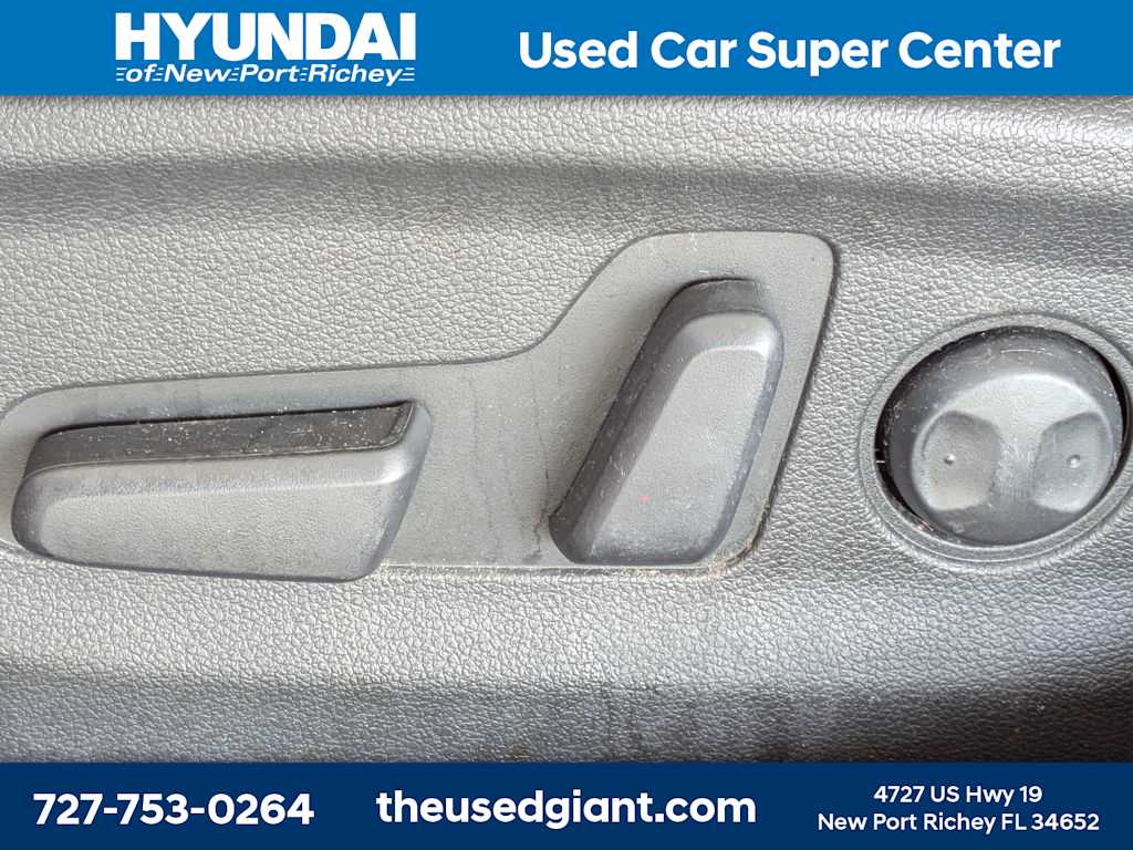Thumbnail: 2020 Hyundai Elantra - 20