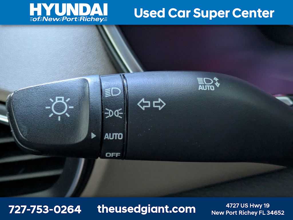 Thumbnail: 2022 Hyundai Santa Fe - 33