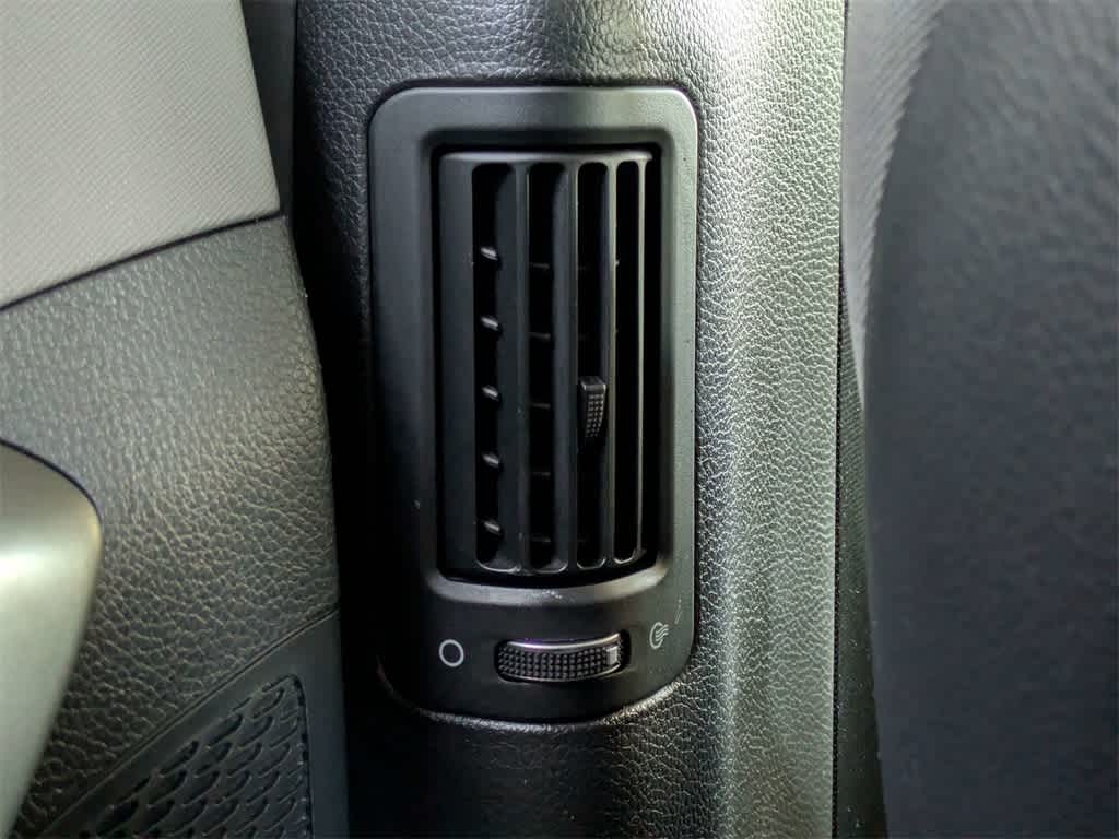 Thumbnail: 2018 Hyundai Santa Fe - 17