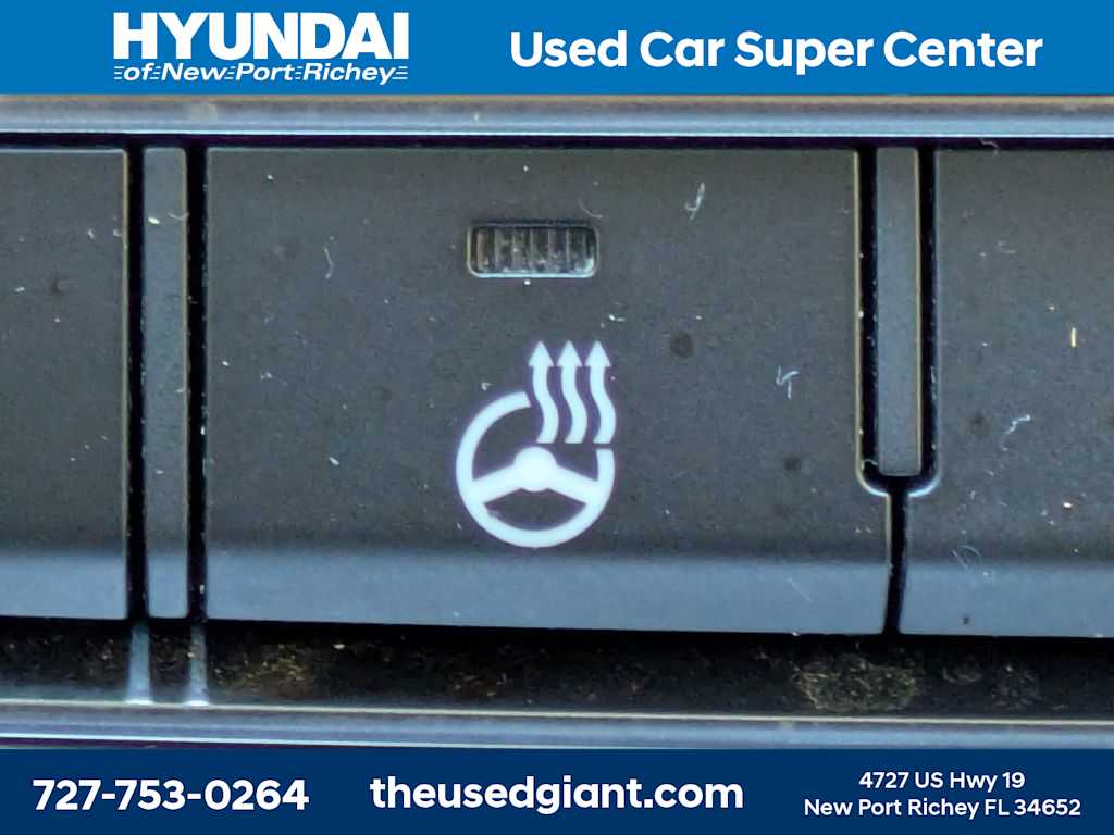 Thumbnail: 2015 Hyundai Sonata - 28