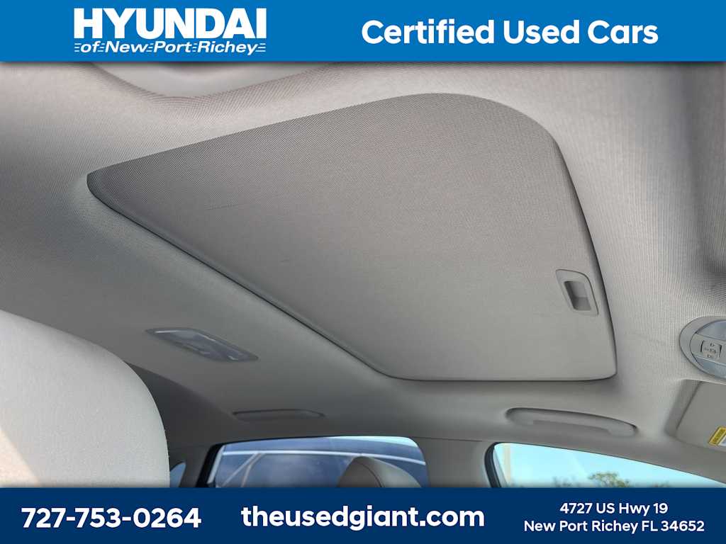 Thumbnail: 2022 Hyundai Kona - 8