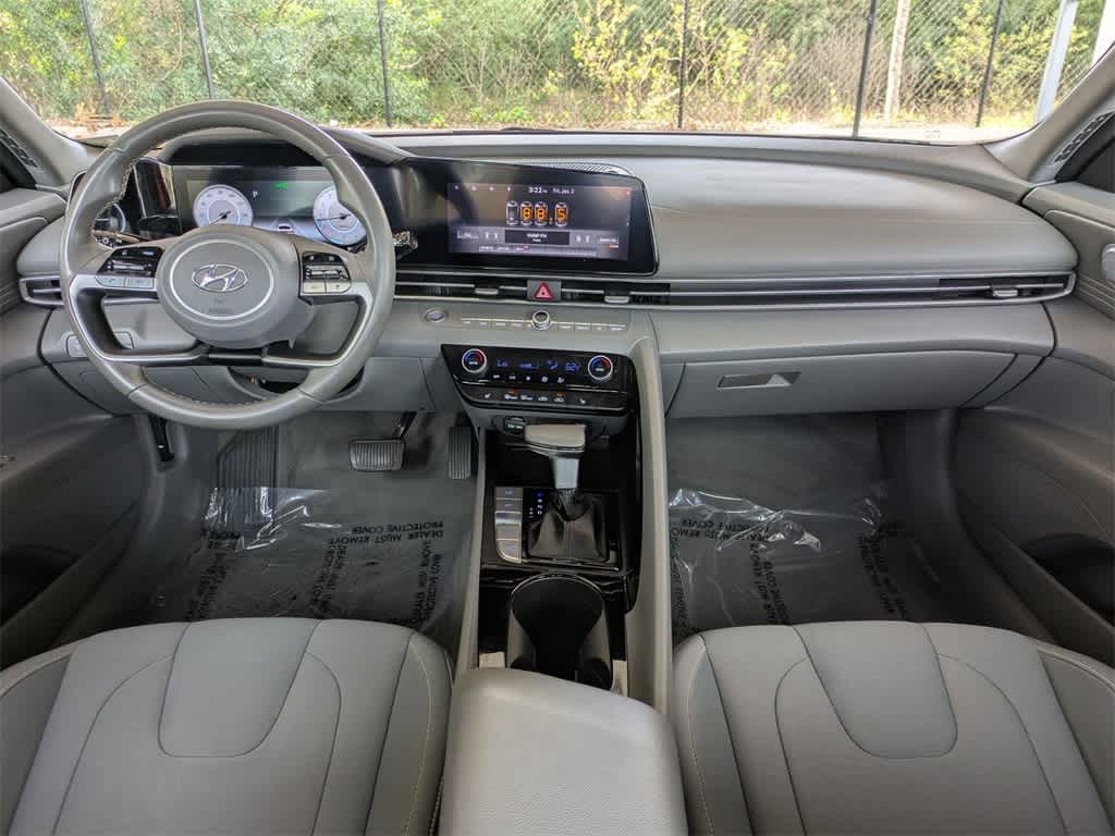 Thumbnail: 2023 Hyundai Elantra - 14