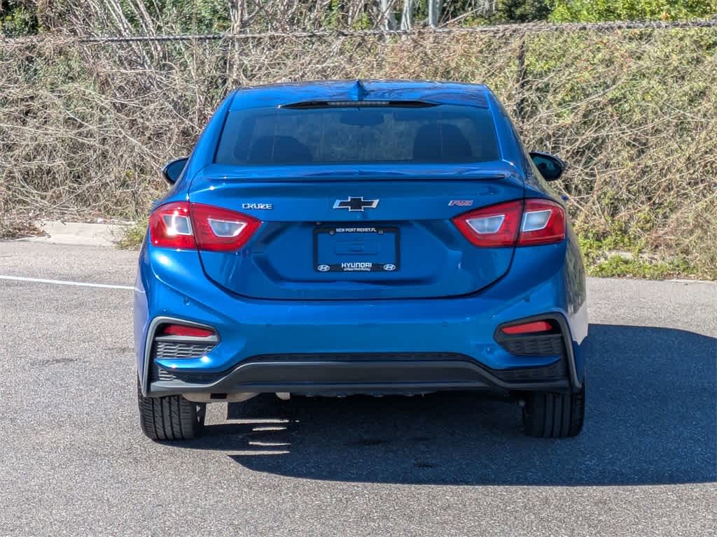 Thumbnail: 2019 Chevrolet Cruze - 4