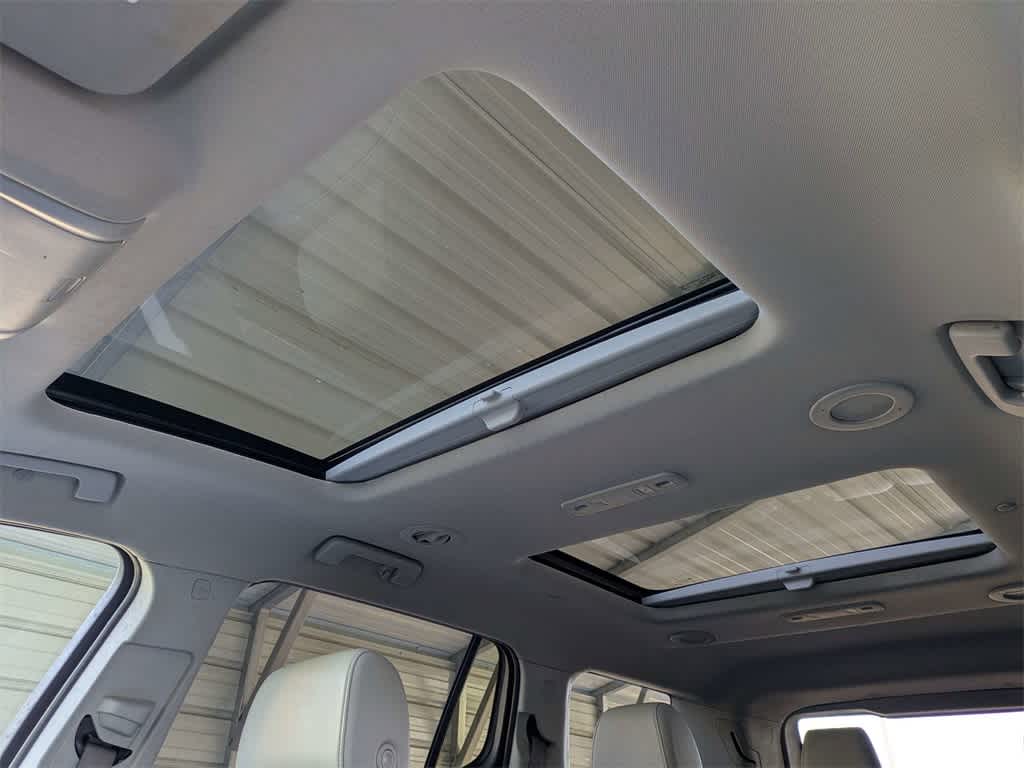 Thumbnail: 2022 GMC Acadia - 27