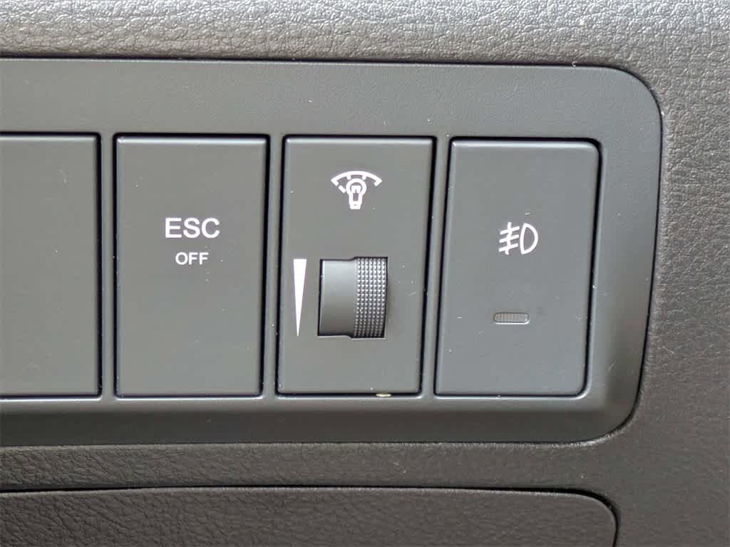 Thumbnail: 2009 Hyundai Santa Fe - 26