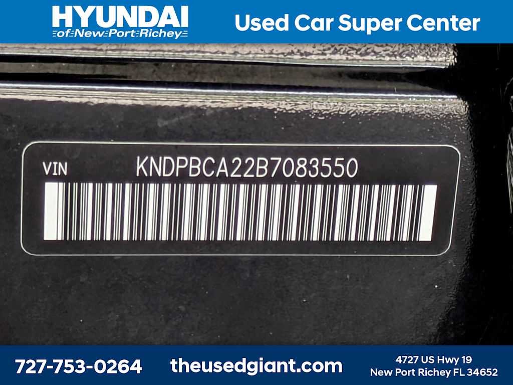 Thumbnail: 2011 Kia Sportage - 34