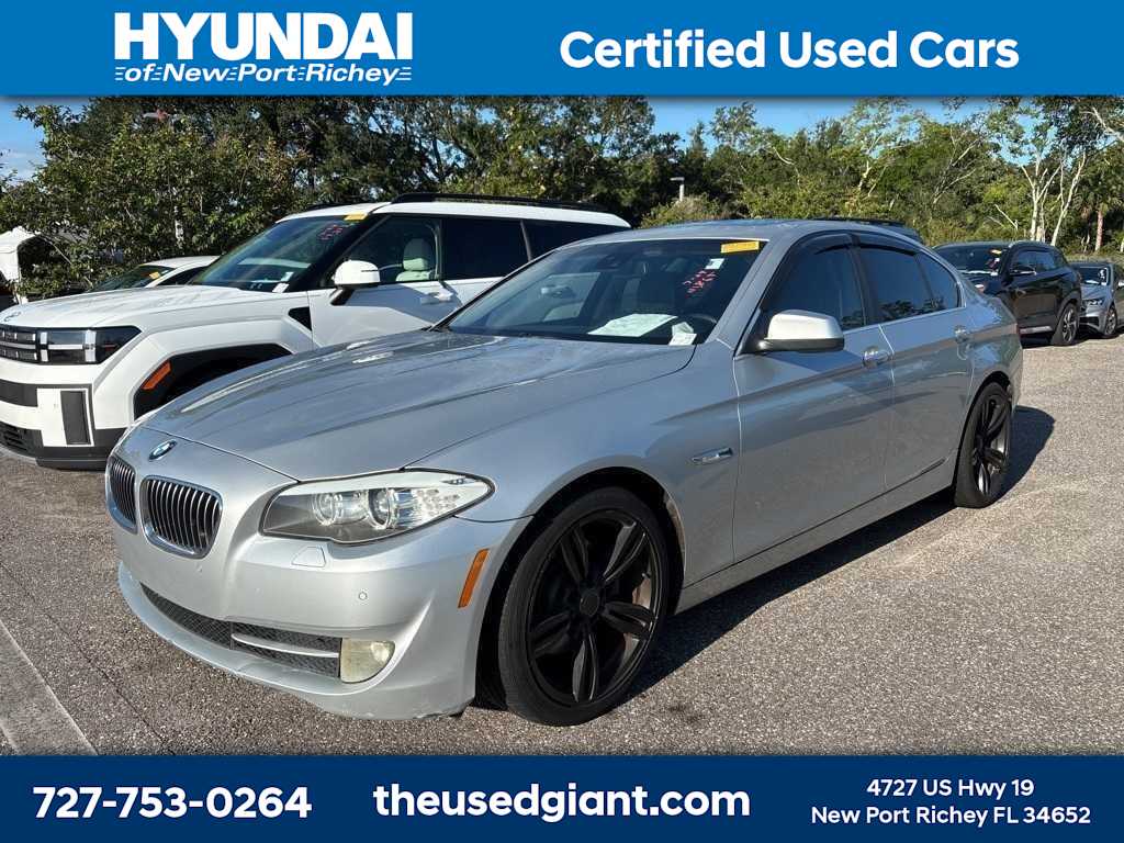 Thumbnail: 2012 BMW 5 Series - 1