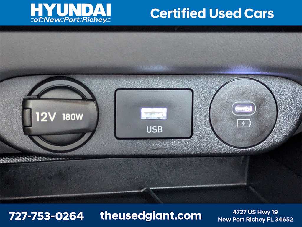 Thumbnail: 2025 Hyundai Elantra - 24