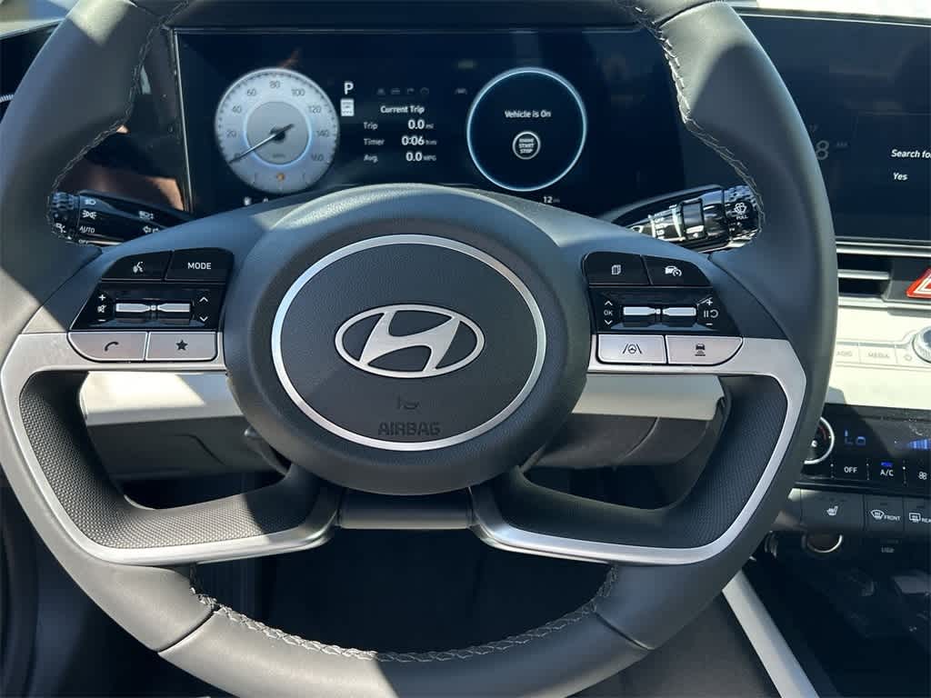 Thumbnail: 2025 Hyundai Elantra - 23