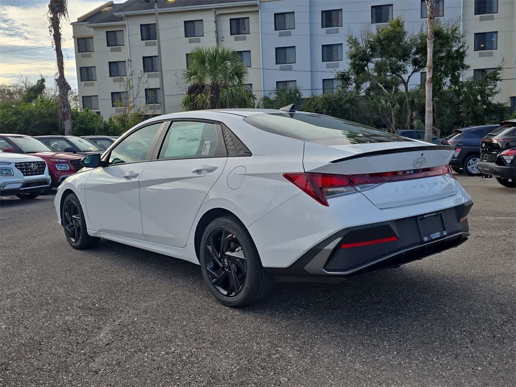 Thumbnail: 2026 Hyundai Elantra - 4