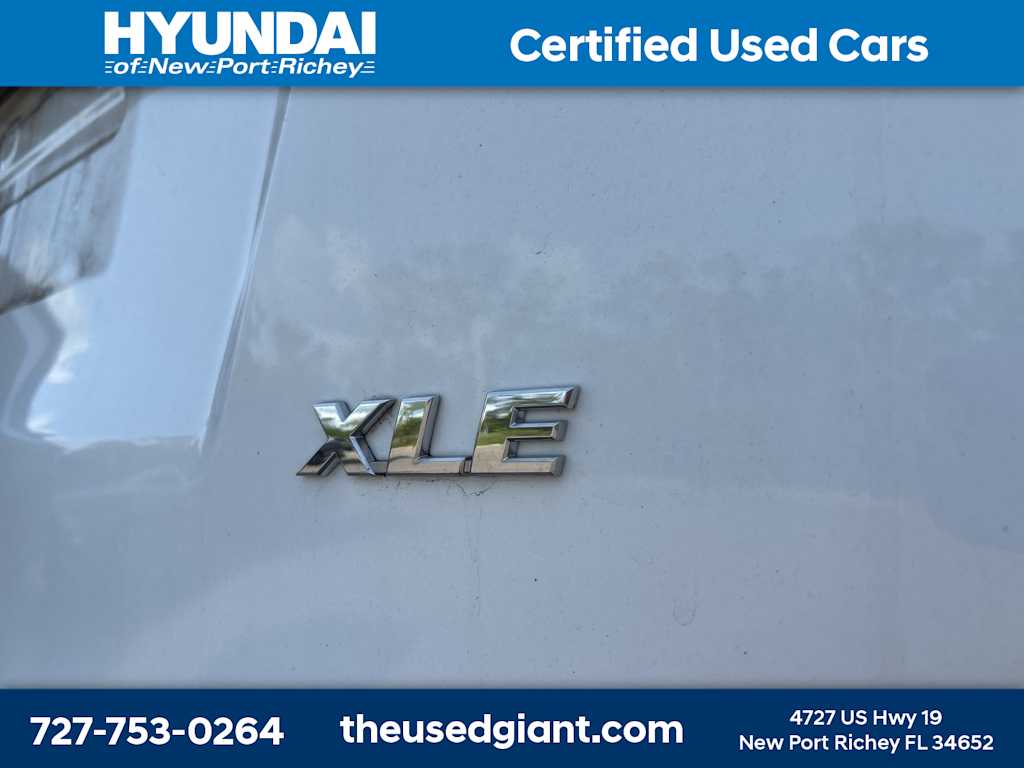 2014 Toyota RAV4 XLE 5