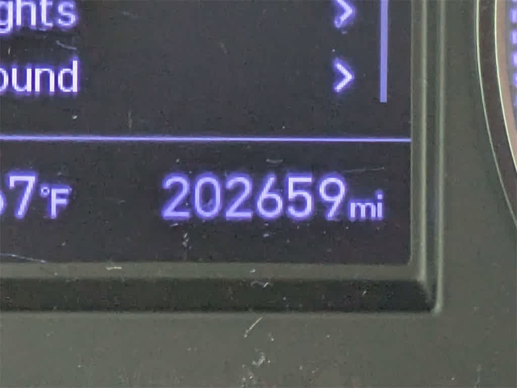 Thumbnail: 2020 Hyundai Santa Fe - 30