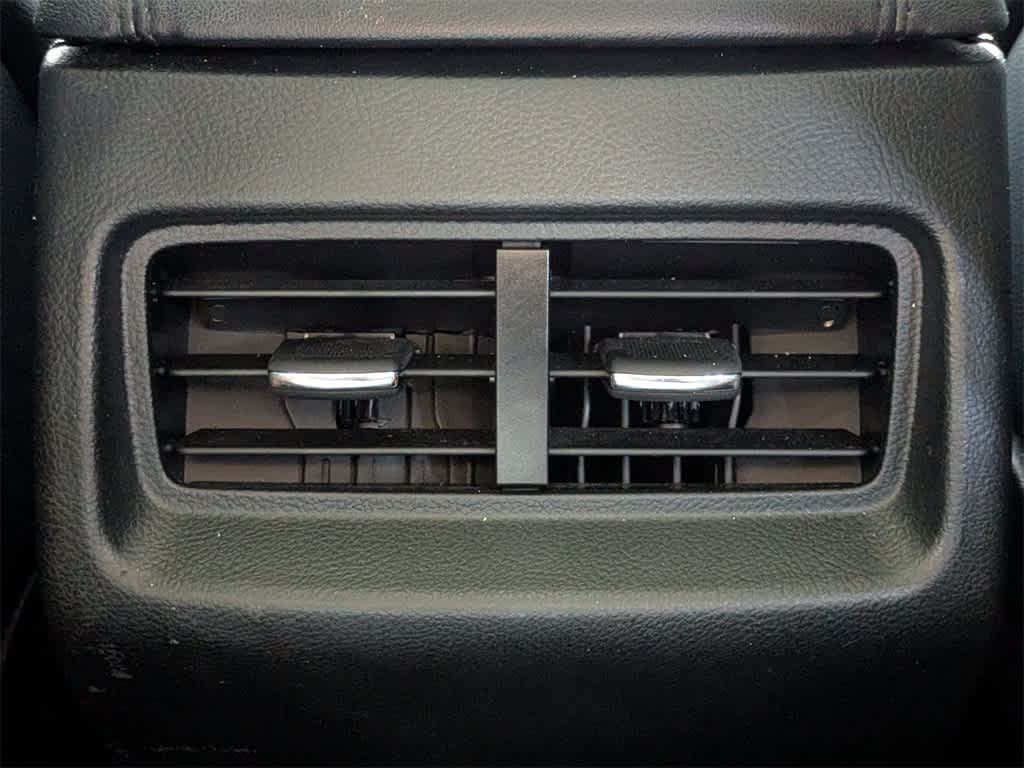 Thumbnail: 2023 Ford Edge - 19