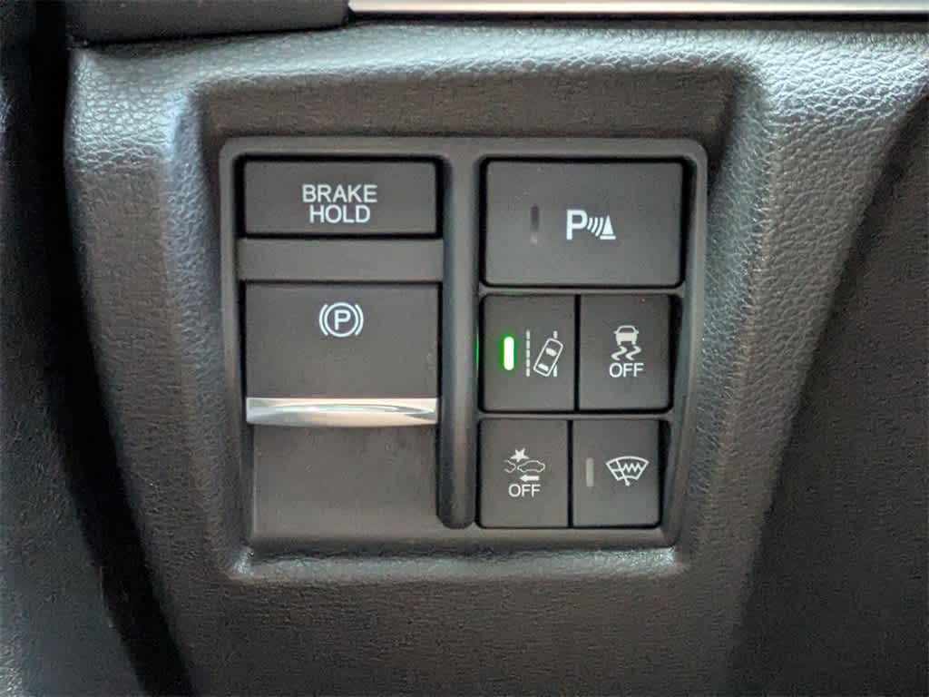 Thumbnail: 2017 Acura MDX - 33